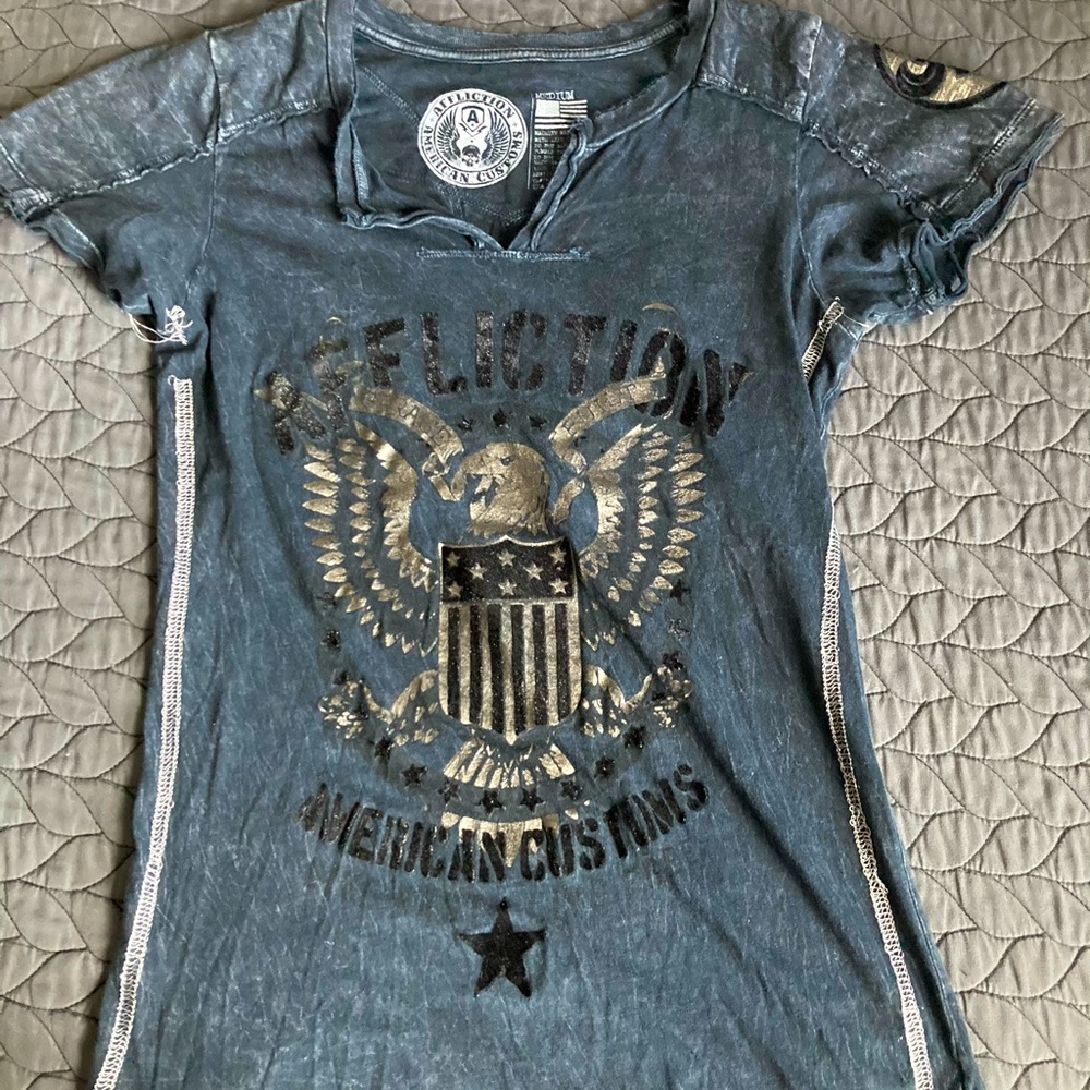 Affliction tee shirt